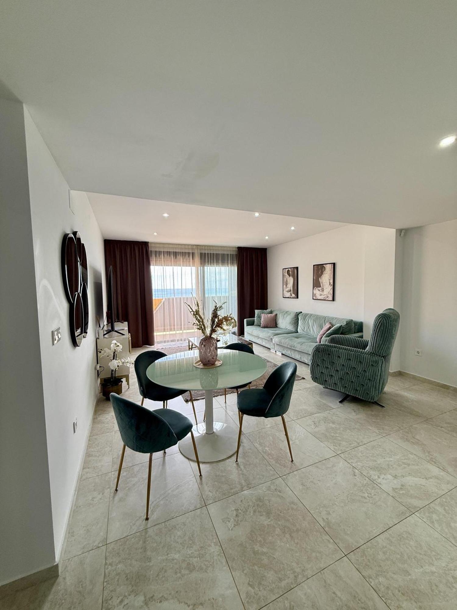 Silvia Luxury Apartment Torrevieja Exterior photo